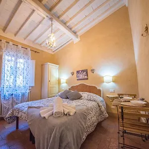Il Giardino Segreto , Volterra Italia